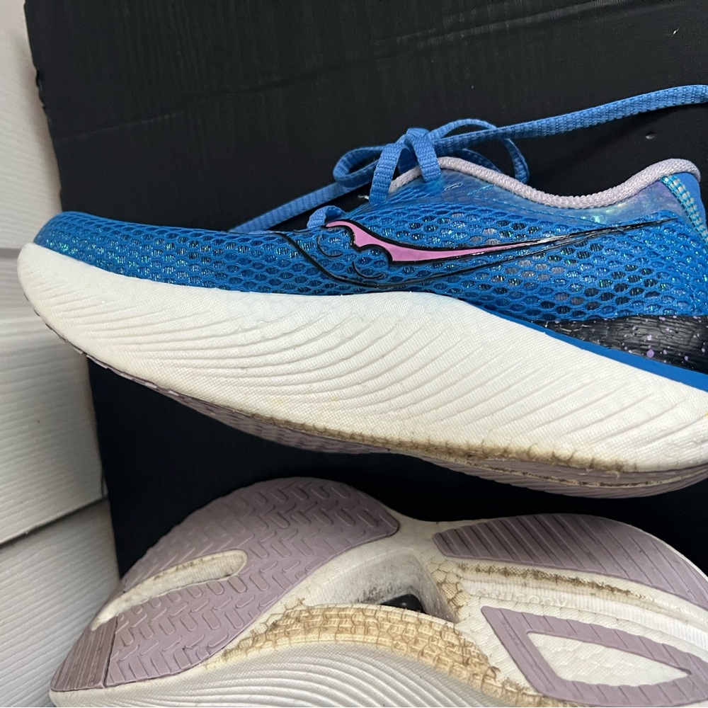 Saucony Women’s Endorphin Pro 3 - Picture 7 of 11